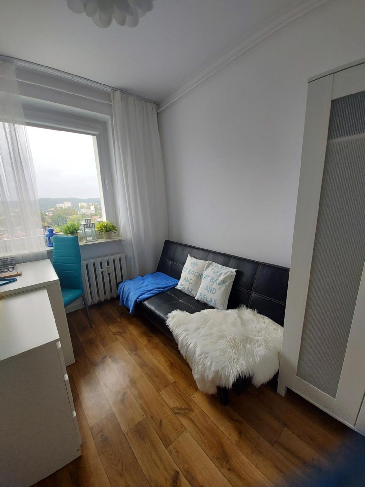 Homestay Citystay Modern 5 Min Plaza!